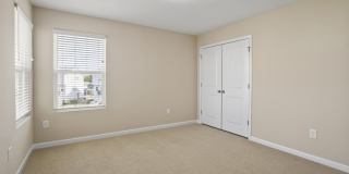210 Adobe Place Gallery 29