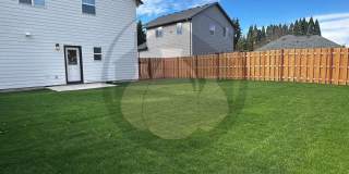 Newer Build- Ready for Move In Gallery 16