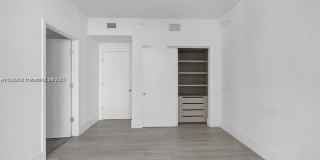 788 NE 23rd St Gallery 16