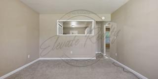 SPRING SPECIAL: 1/2 OFF FIRST MONTHS RENT - Two Bedroom Ranch Duplex in Columbia! Gallery 6