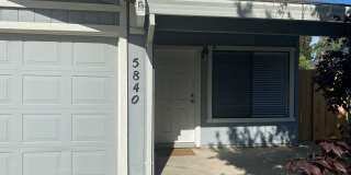 Spacious 2bd/2ba Fair Oaks Duplex with Garage Gallery 1