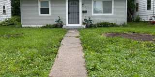 3 Bedroom, 2 Bath Ranch Home w/Central Air Gallery 1