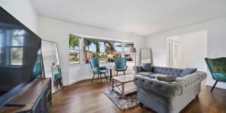 1342 Essex Drive Gallery 21
