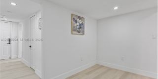 171 W 13th St Gallery 20