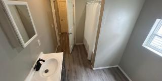 Charming 2-Bed Home Near Ottawa Park & University of Toledo Gallery 11