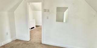 2/1 Apartment in Highland Park - Available Now! Gallery 15