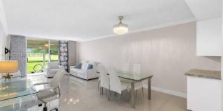9200 W Hollybrook Lake Drive Gallery 5