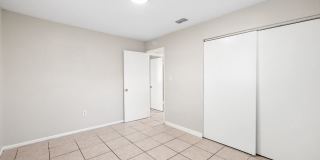 Spacious 3bdrm/1bath with bonus room ** $1,595.00 ** Section 8 OK ** Ready NOW ** Gallery 21
