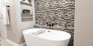 Spacious Fully-Furnished 5-Bedroom Home | Mid-Term Rental in Green Island Hills Gallery 39