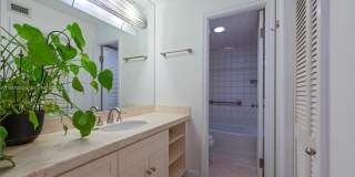 2901 S Bayshore Dr 2901 S Bayshore Dr Gallery 3