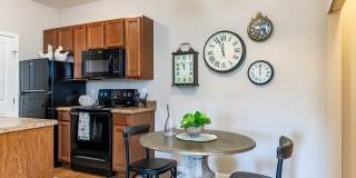 Four Pointe Gallery 25