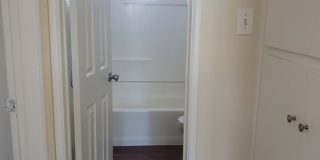 1 bedroom 1 bath - MOVE IN SPECIAL- 1 MONTH FREE 1 bedroom 1 bath - MOVE IN SPECIAL- 1 MONTH FREE Gallery 5