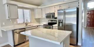 4781 W Harrison Street Gallery 5