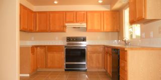 Charming & Private 3BR/2BA Home in a Quiet Cul-de-Sac! Gallery 3
