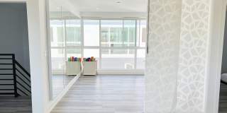 1476 W 35th St - Co-Living Gallery 18