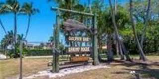 1405 NE Indian River Drive Gallery 5