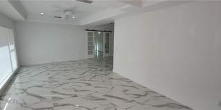5200 West Boulevard Gallery 22