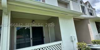 17515 NW 67th Ct Gallery 4