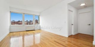 246 Pearl Street Gallery 2