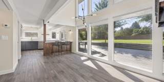 5 bed 3.5 Bath Home in North Boulder W/Large Backyard, Swimming Pool & Jacuzzi! Gallery 13