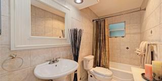 910 CAPLES STREET Gallery 21