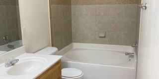 1400 Cinch - A Gallery 9
