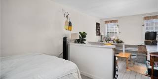 73 Thames Street Gallery 5