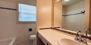 Great 3/2/1 Located Near Texas Tech University Gallery 10