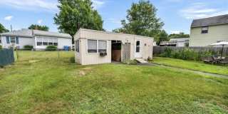 607 Hartford Road Gallery 11