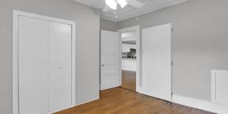 614 Alabama Avenue Gallery 17
