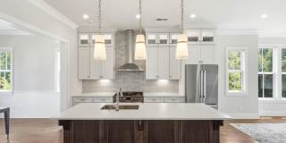 End-Unit Townhome with Private Rooftop Terrace in Myers Park!! Gallery 16