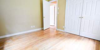 Coming Soon! 3 Bedroom 1 Bathroom - Pets Considered Gallery 10