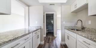 Palm Cove Apartments Gallery 4