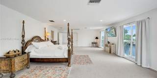 2889 NE 35th St Gallery 95