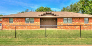 1204 N Crawford Avenue Gallery 1