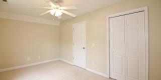 129 Lori Lane Gallery 34