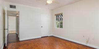 2010 North 16th Avenue Gallery 24