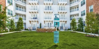 255 Assay Luxury Apartments Gallery 24
