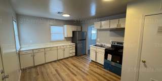 $1,025 - 3 bed 1 bath - Single Family Home *COMING SOON* Gallery 4