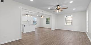 Pet Friendly Renovated Three Bedroom with Basement! Gallery 7
