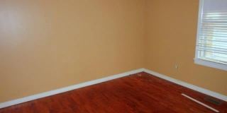 67 N Broadview Gallery 12