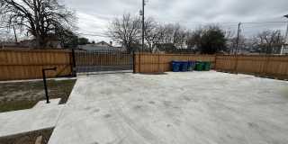 2819 South Pine Street Gallery 17