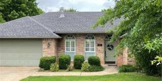 1320  E Ash Gallery 1