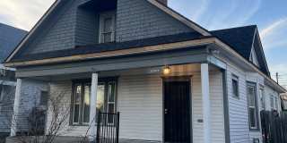 807 East Illinois Avenue Gallery 1