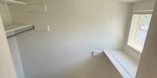 *DREAM LOCATION* 6BR Completely Renovated Duplex Gallery 52