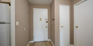 2 Consulate Drive Gallery 16