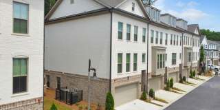 413 Bishop Lane Gallery 34