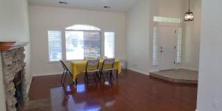 Charming 4-Bedroom Home with Solar & Spacious Yard Gallery 10