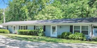 607 W Bluff Street Gallery 1