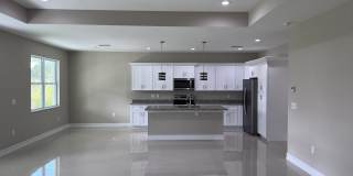 335 4th Ave Gallery 1